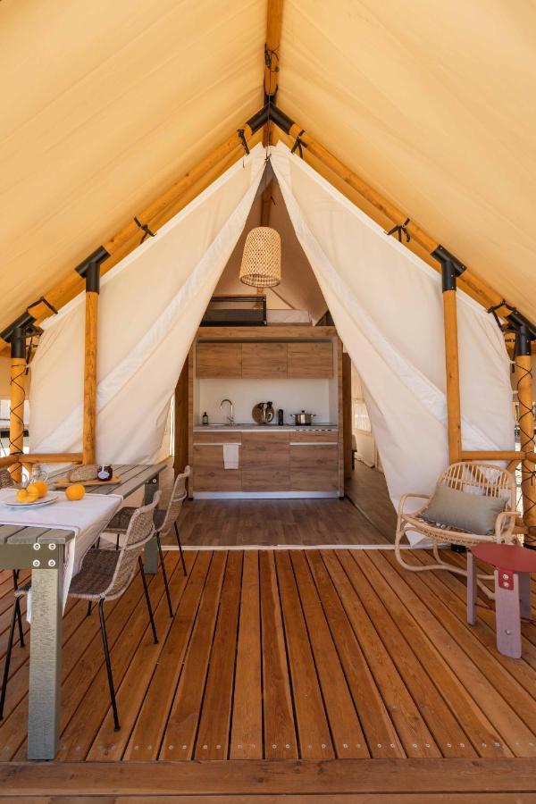 Wecamp Cabo De Gata Hotel ลาสเนกรัส ภายนอก รูปภาพ