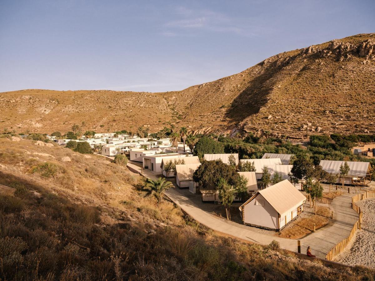 Wecamp Cabo De Gata Hotel ลาสเนกรัส ภายนอก รูปภาพ